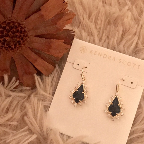 Kendra Scott • Juniper Earrings - Picture 4 of 5